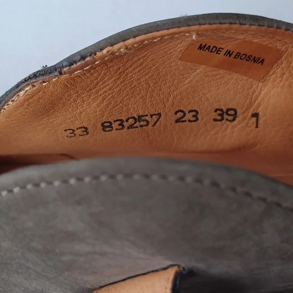 Think Aida Court Shoes Pumps Mary Jane Suede Leather SZ 39 Gray Taupe - Picture 14 of 16